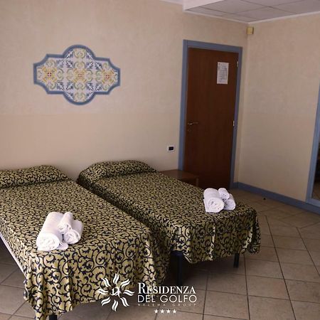 Hotel Residenza Del Golfo 普拉亚·阿马勒 外观 照片