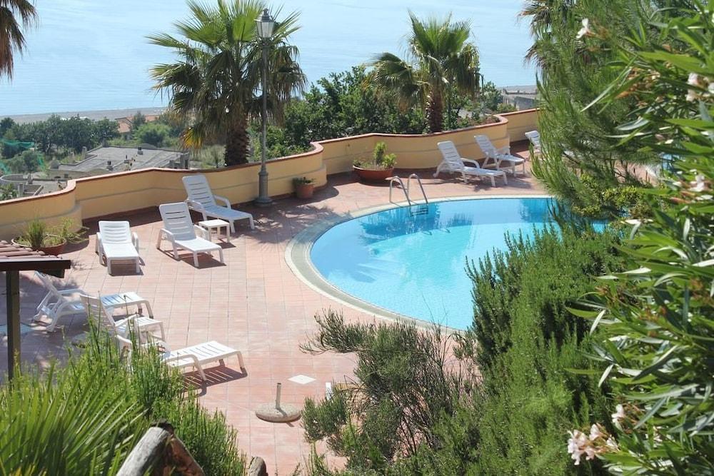 Hotel Residenza Del Golfo 普拉亚·阿马勒 外观 照片