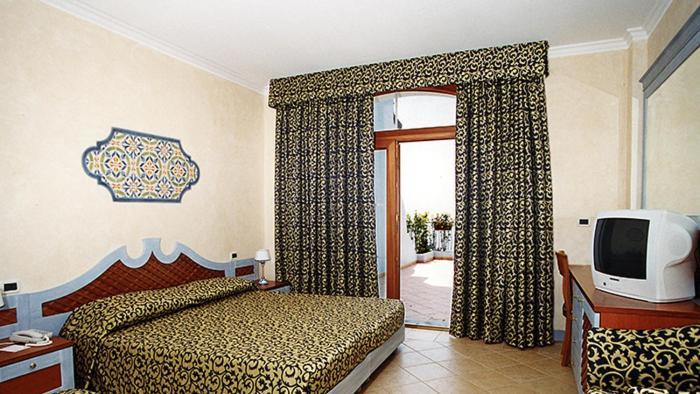 Hotel Residenza Del Golfo 普拉亚·阿马勒 外观 照片