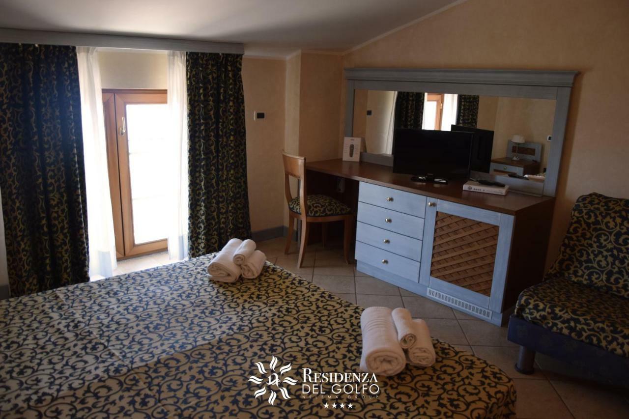 Hotel Residenza Del Golfo 普拉亚·阿马勒 外观 照片