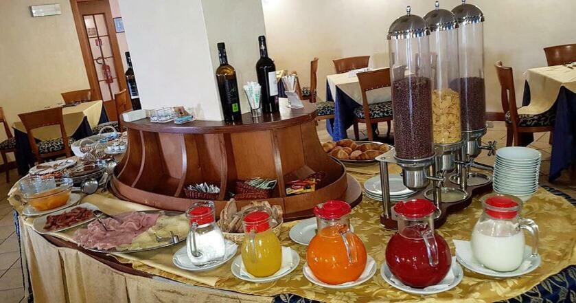 Hotel Residenza Del Golfo 普拉亚·阿马勒 外观 照片